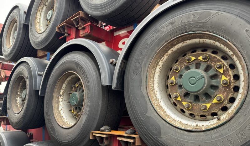 2013 SDC SLIDING SKELETAL TRAILER full