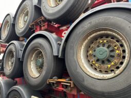 2013 SDC SLIDING SKELETAL TRAILER full