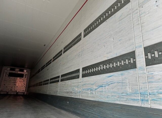 2011 SCHMITZ SINGLE TEMP FRIDGE TRAILER full